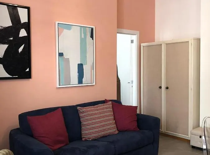 Josephine Holidays بيت للعطل