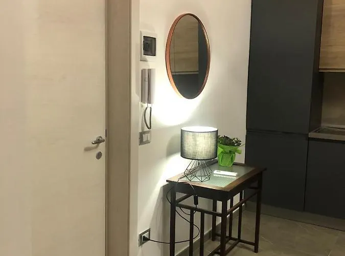 Josephine Holidays ليتشي