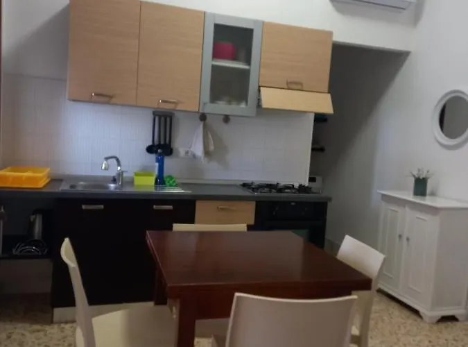 بيت للعطل Josephine Holidays ليتشي