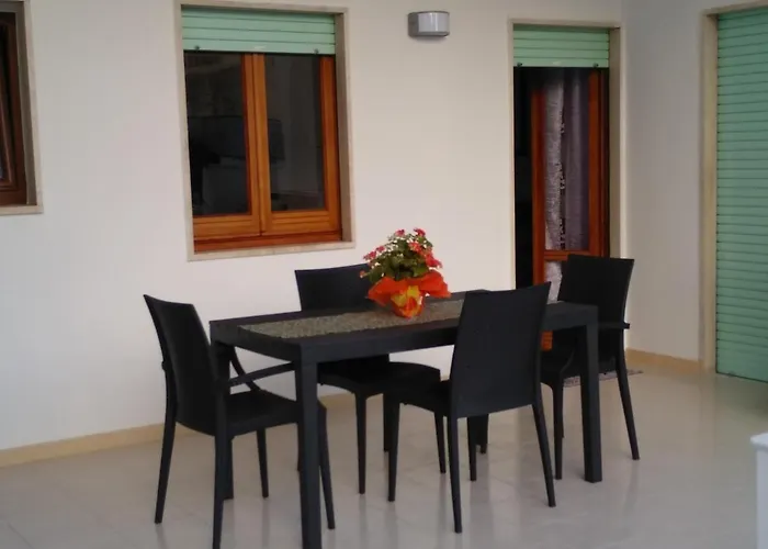 Josephine Holidays بيت للعطل